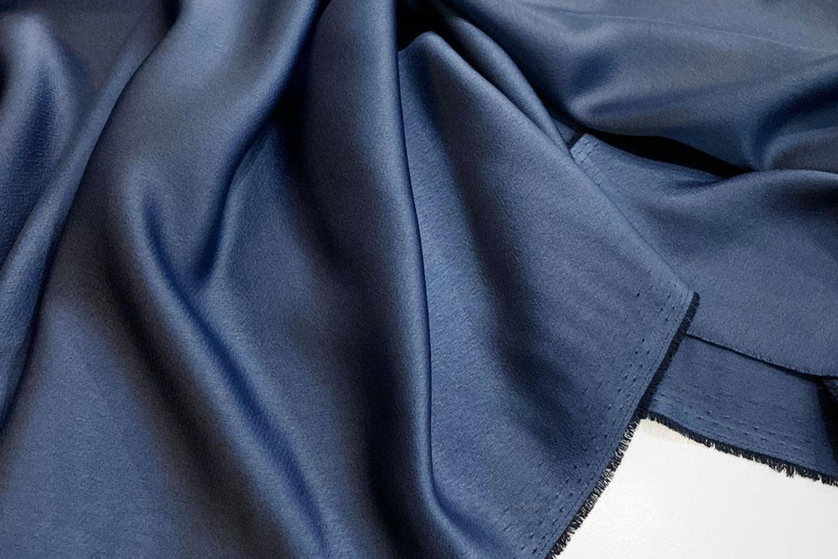 The great family of crepe fabrics