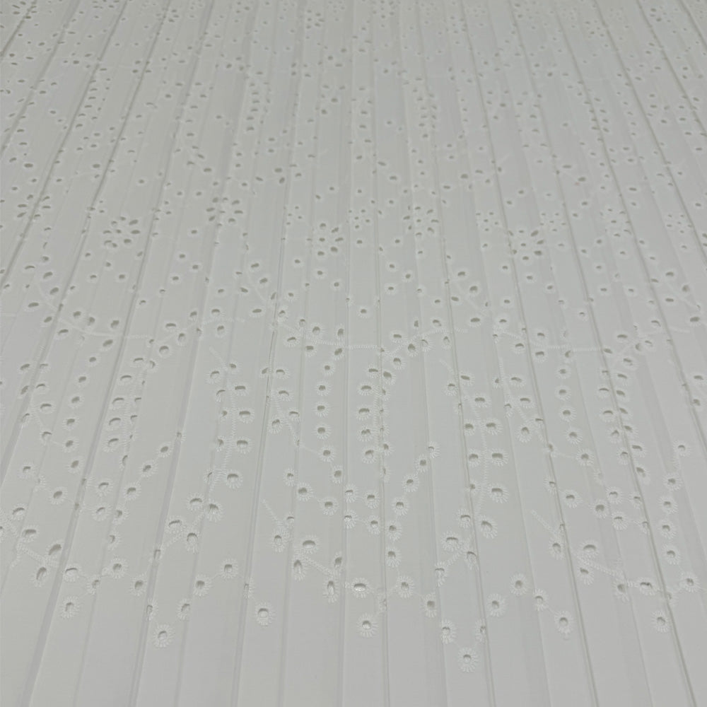 Tissu Brodé, Plissé Coton - Broderie anglaise, Muggia