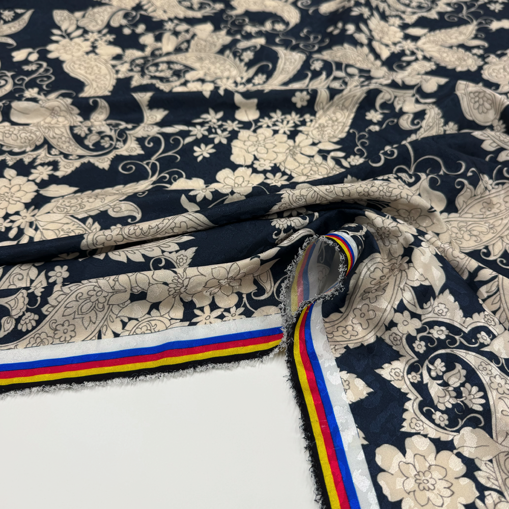 Tissu Satin Jacquard - Gorleri