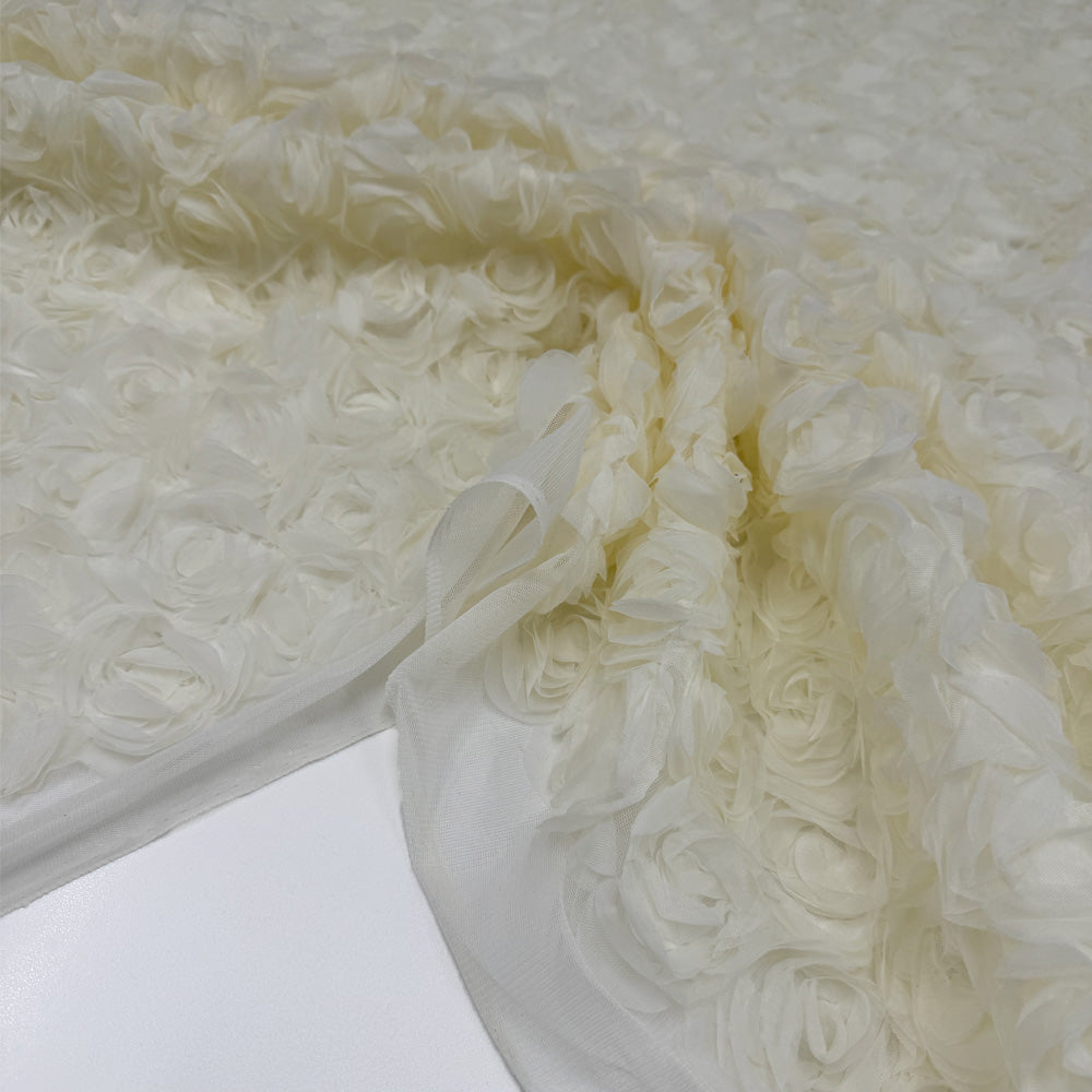 Tissu Tulle Brodé - Floral Écru, Pesaro