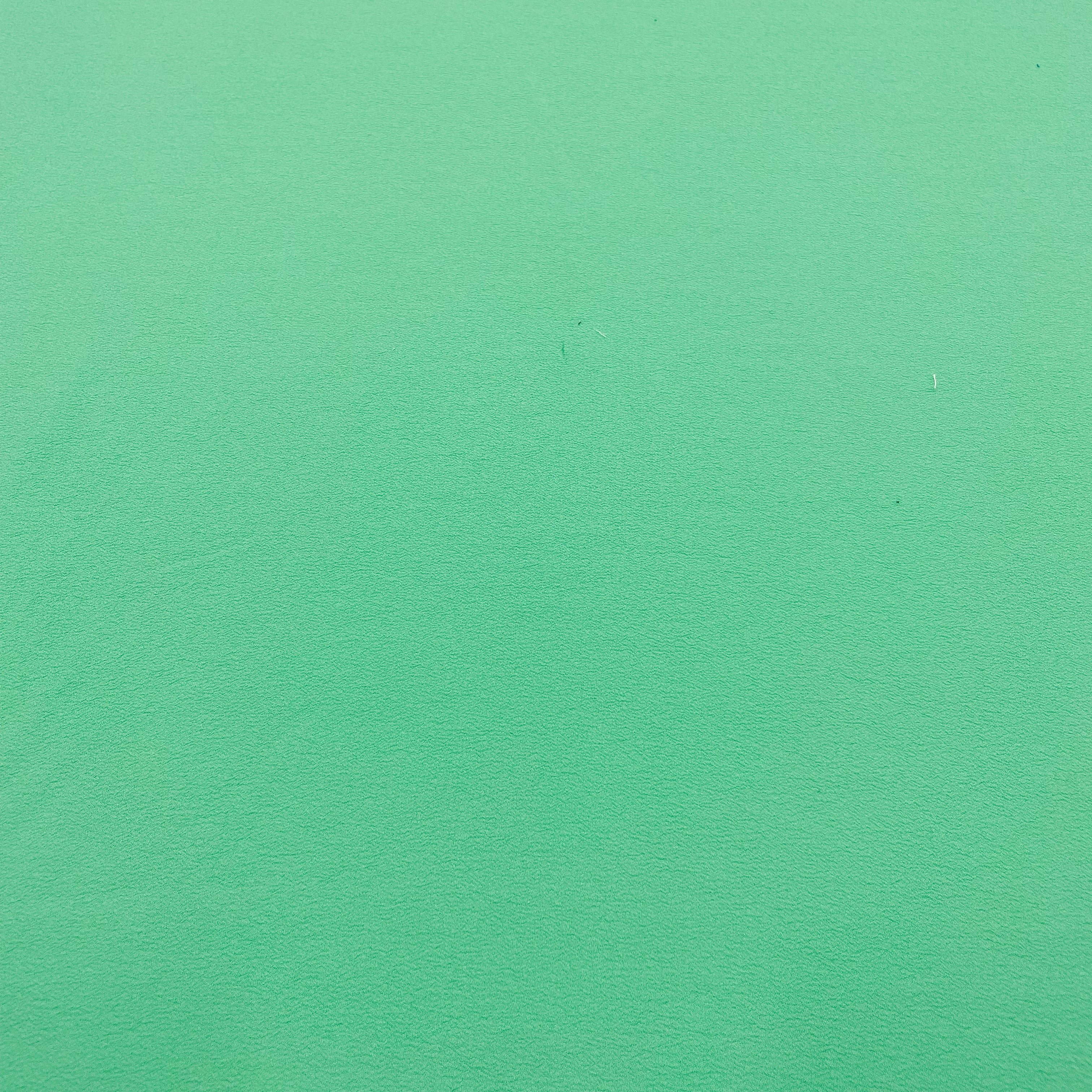 Tissu Crêpe Vert Made in Italy, à retrouver sur tessuti.fr