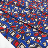 Twill Polyester folded fabric with geometric pattern, order now on en.tessuti.fr