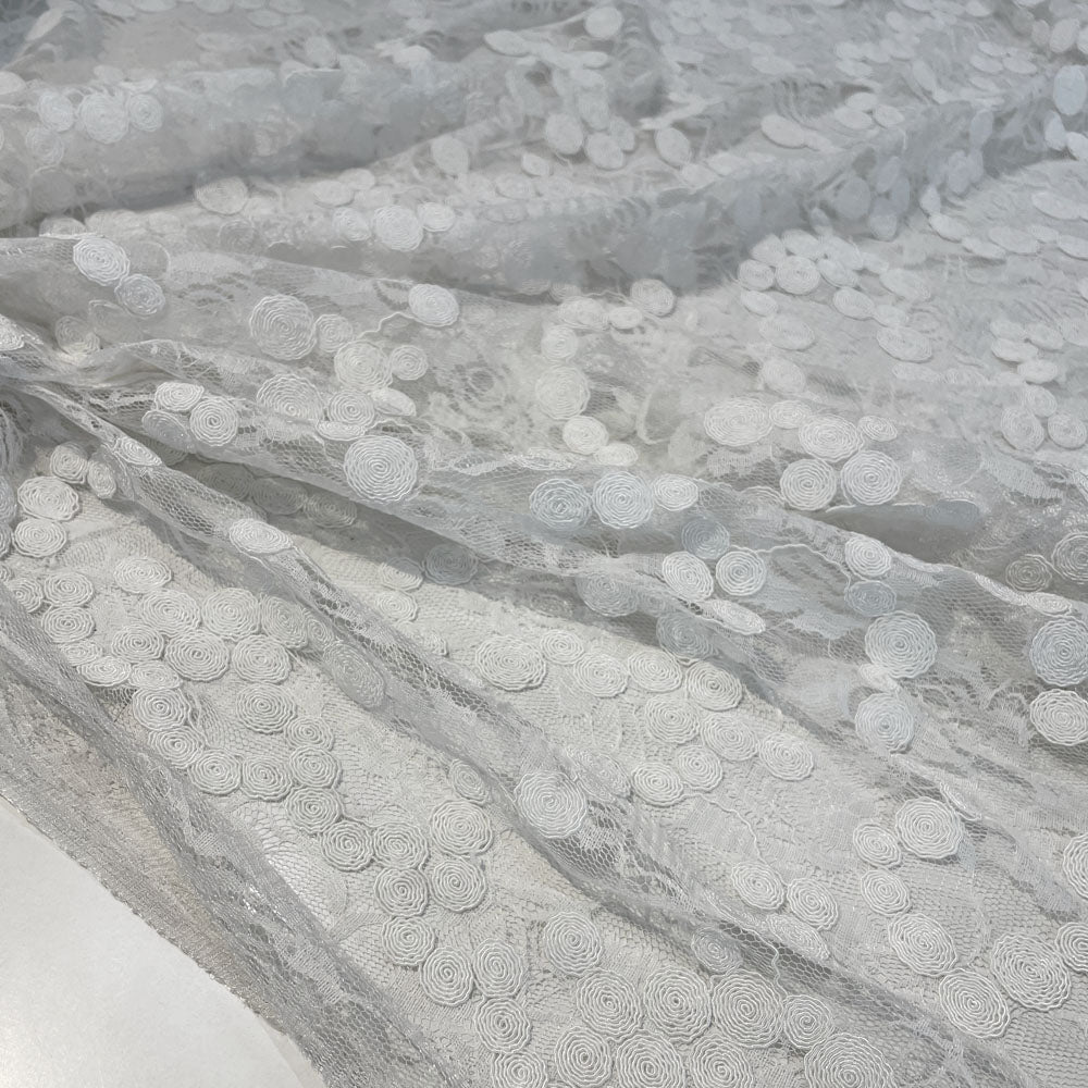 Tissu Dentelle Brodé - 2 coloris, Puccinella