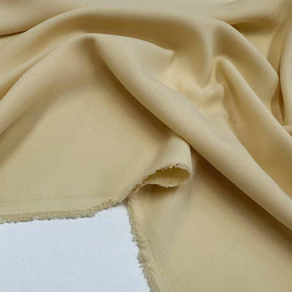 Tissu Crêpe Envers Satin - Différents Coloris, Favoloso