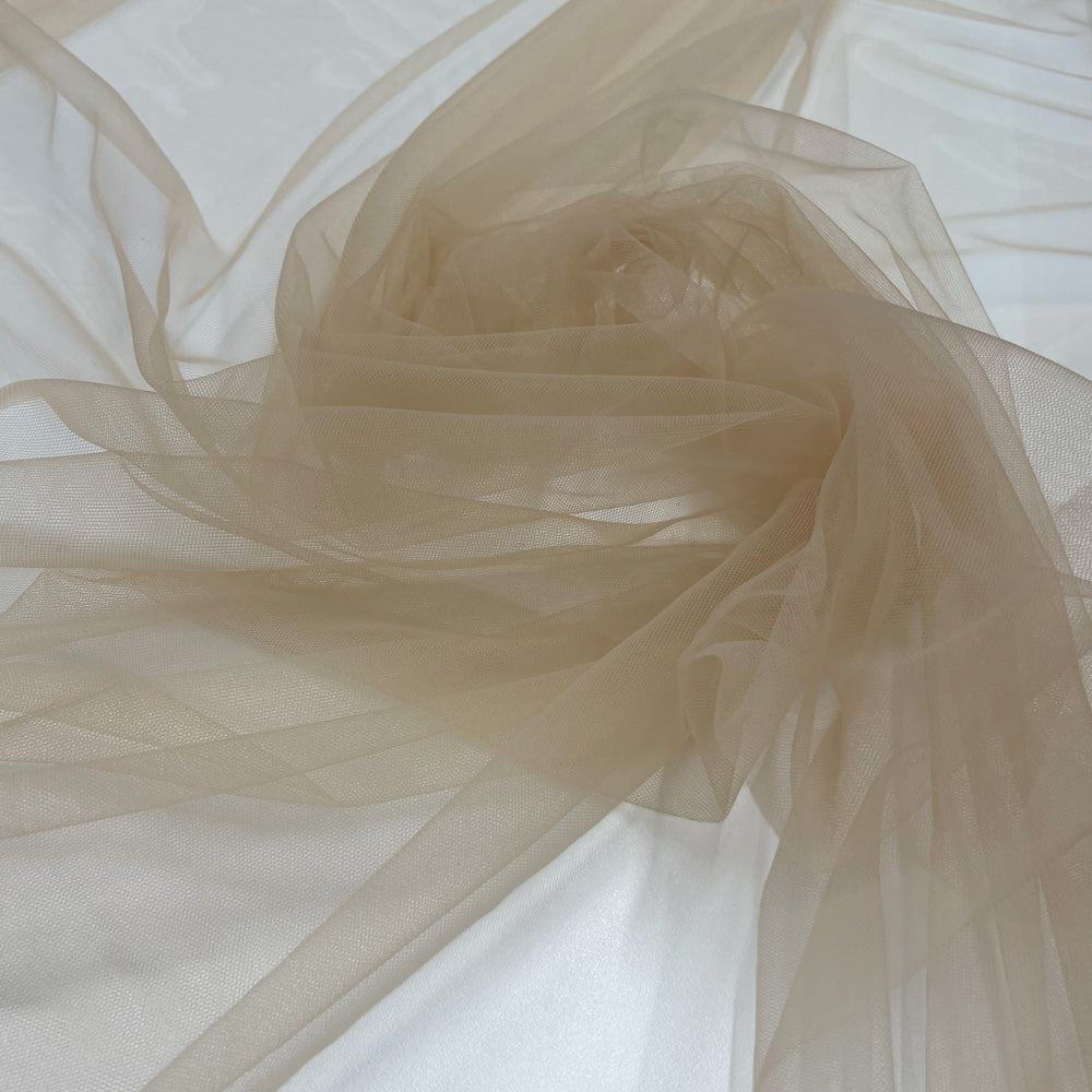 Tissu tulle illusion - Divers col, Tosca