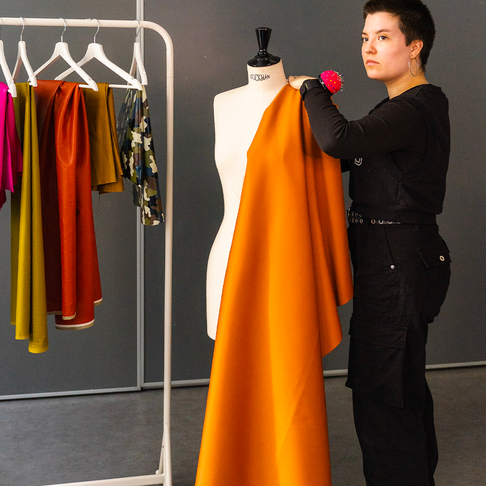 Tissu satin Néoprène - Différents coloris, Chelsea