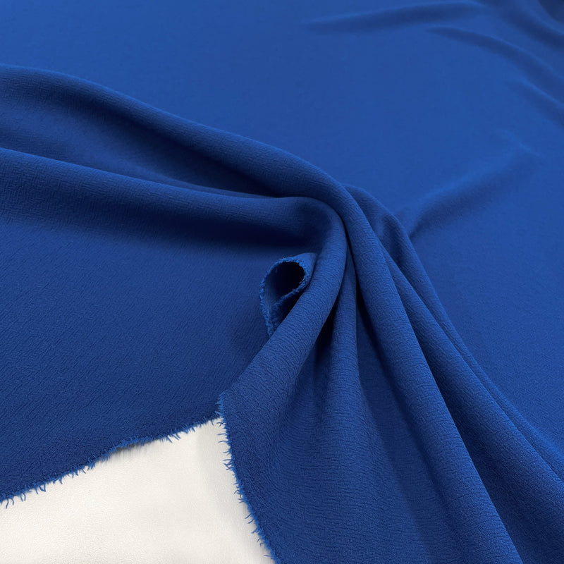 Tissu Crêpe Bleu Made In Italy, à retrouver sur tessuti.fr