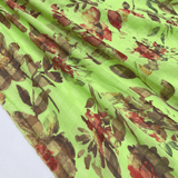 Tissu Vichy Rayonne vert à motifs floraux, à commander dès maintenant sur tessuti.fr