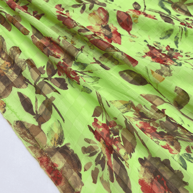 Tissu Vichy Rayonne vert à motifs floraux, à commander dès maintenant sur tessuti.fr